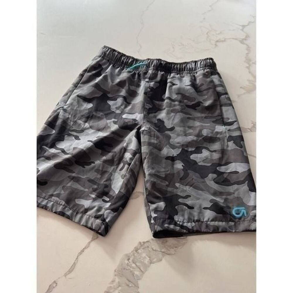 Gap boy shorts‎ large